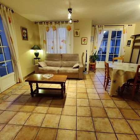 Camping La Garenne De Moncourt Rue  Εξωτερικό φωτογραφία