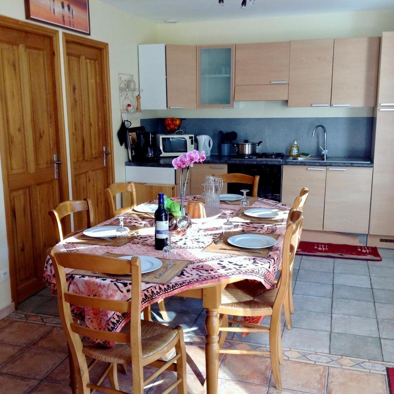 Camping La Garenne De Moncourt Rue  Εξωτερικό φωτογραφία