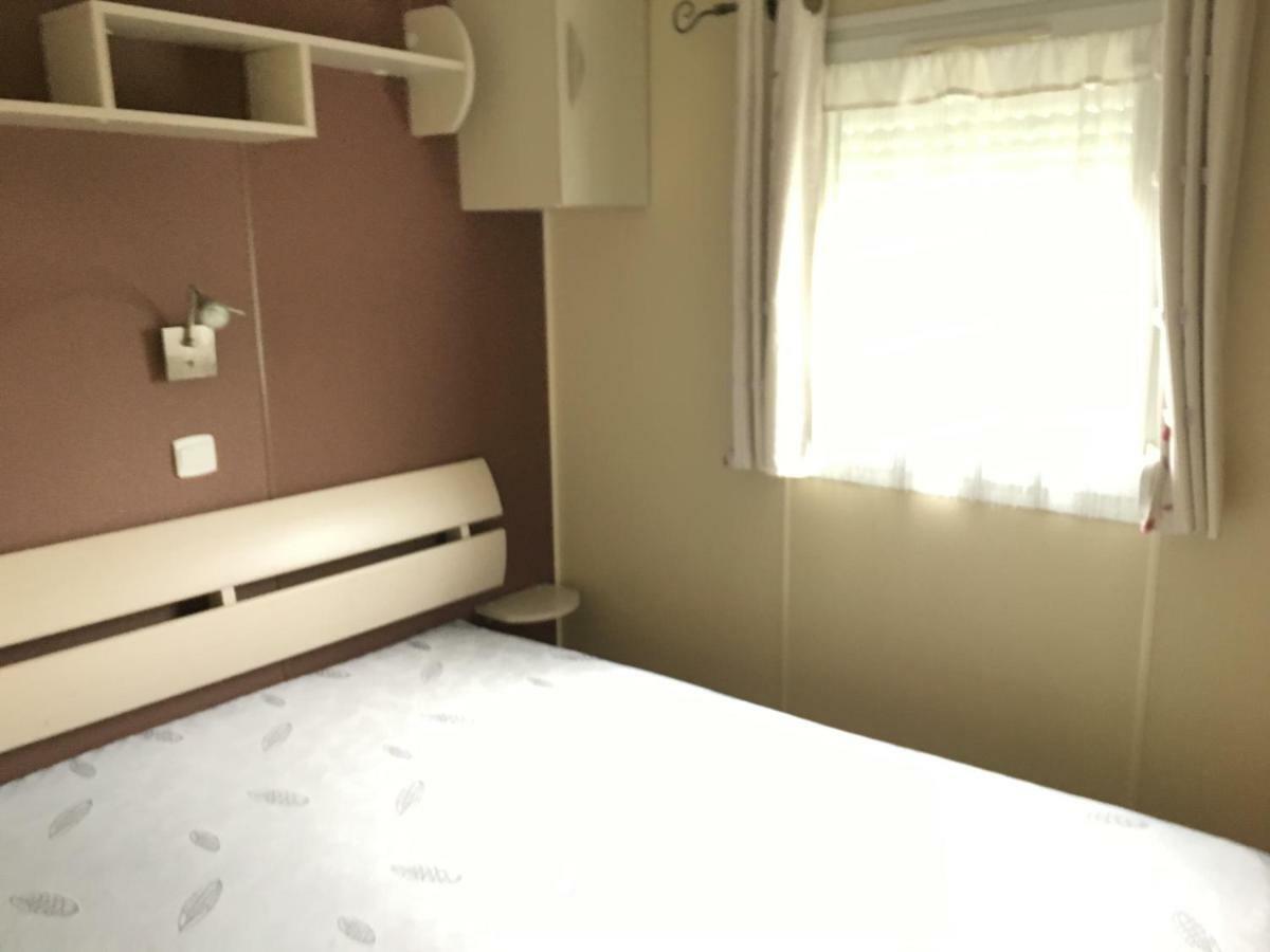 Camping La Garenne De Moncourt Rue  Εξωτερικό φωτογραφία